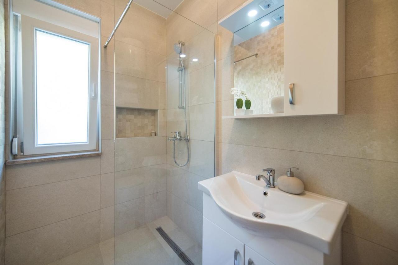 Apartments Zvonik Брист Экстерьер фото