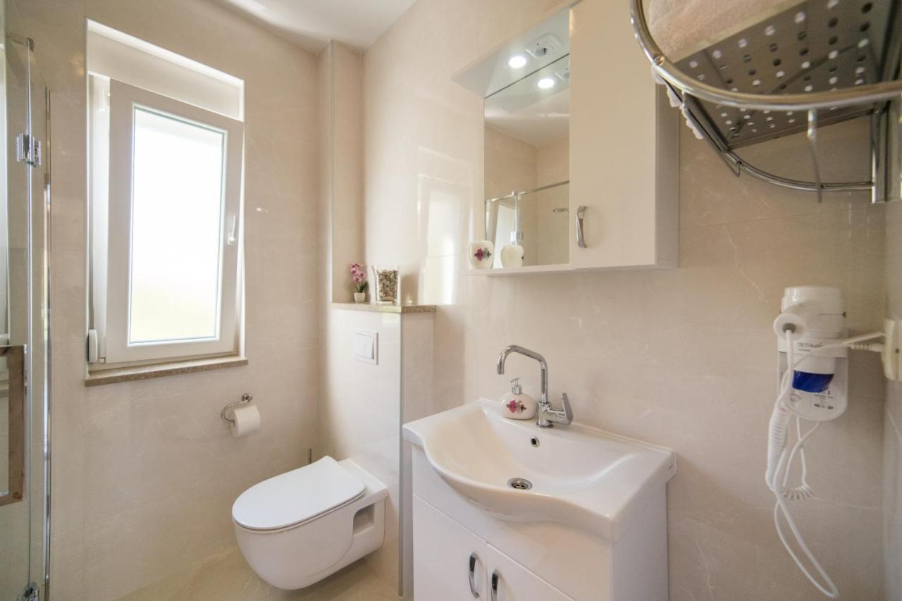 Apartments Zvonik Брист Экстерьер фото