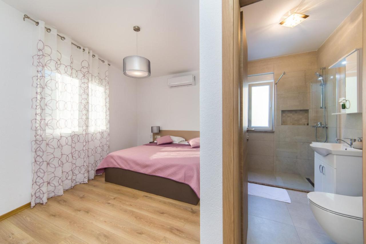 Apartments Zvonik Брист Экстерьер фото