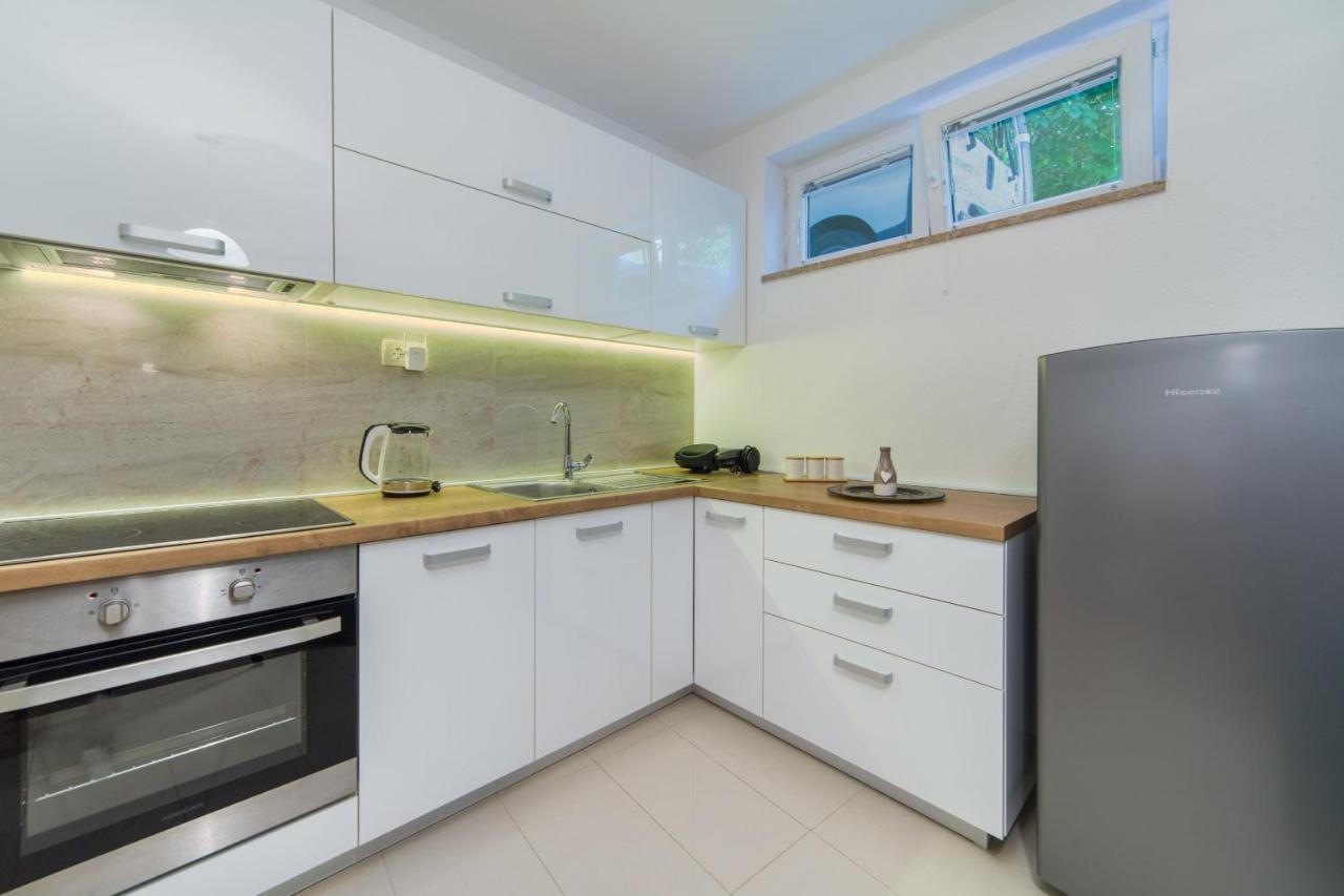 Apartments Zvonik Брист Экстерьер фото