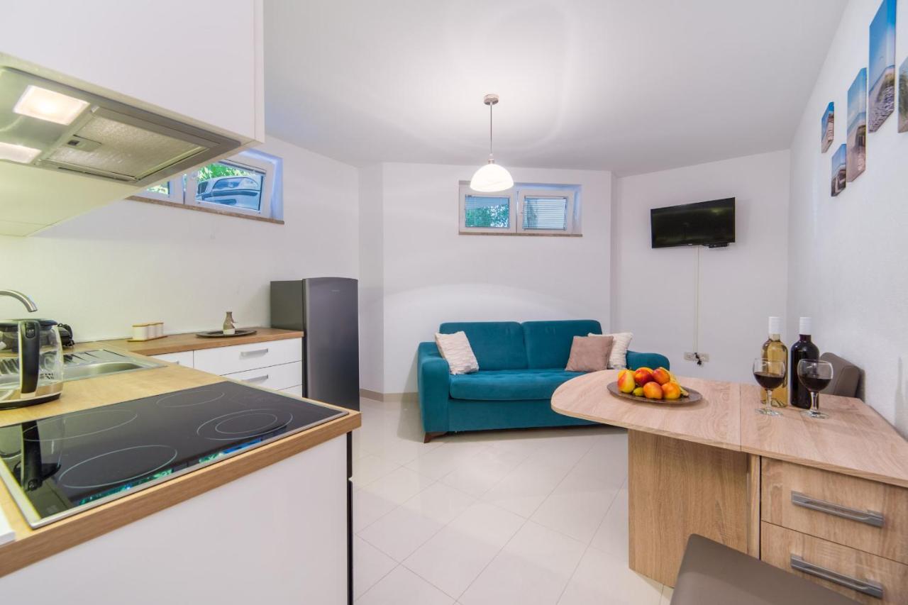 Apartments Zvonik Брист Экстерьер фото